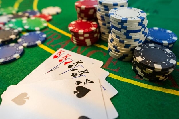 লাইভ ক্রিকেট স্কোর ও bettings উপভোগের দৃশ্য